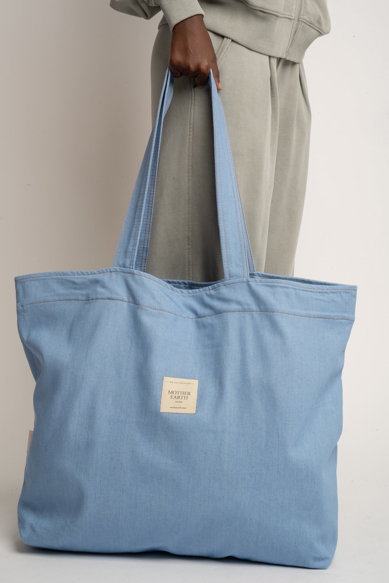 TORBA TYPU SHOPPER BAG W KOLORZE JASNEGO JEANSU  - ADALAR