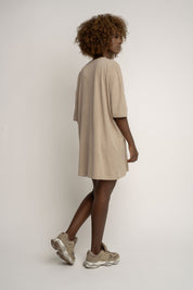 T-SHIRT OVERSIZE Z EFEKTEM WASHED BEŻOWY - COMO