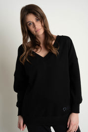 OVERSIZED BLACK NECKLINE SWEATSHIRT - BISCOE