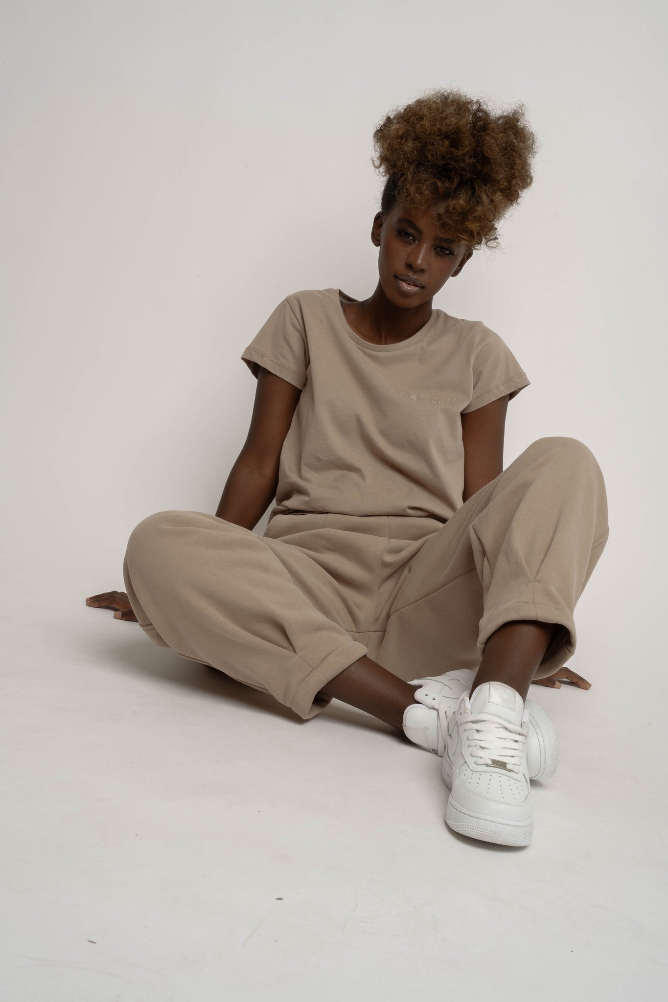 LIGHT BROWN SWEATPANTS - TIBET