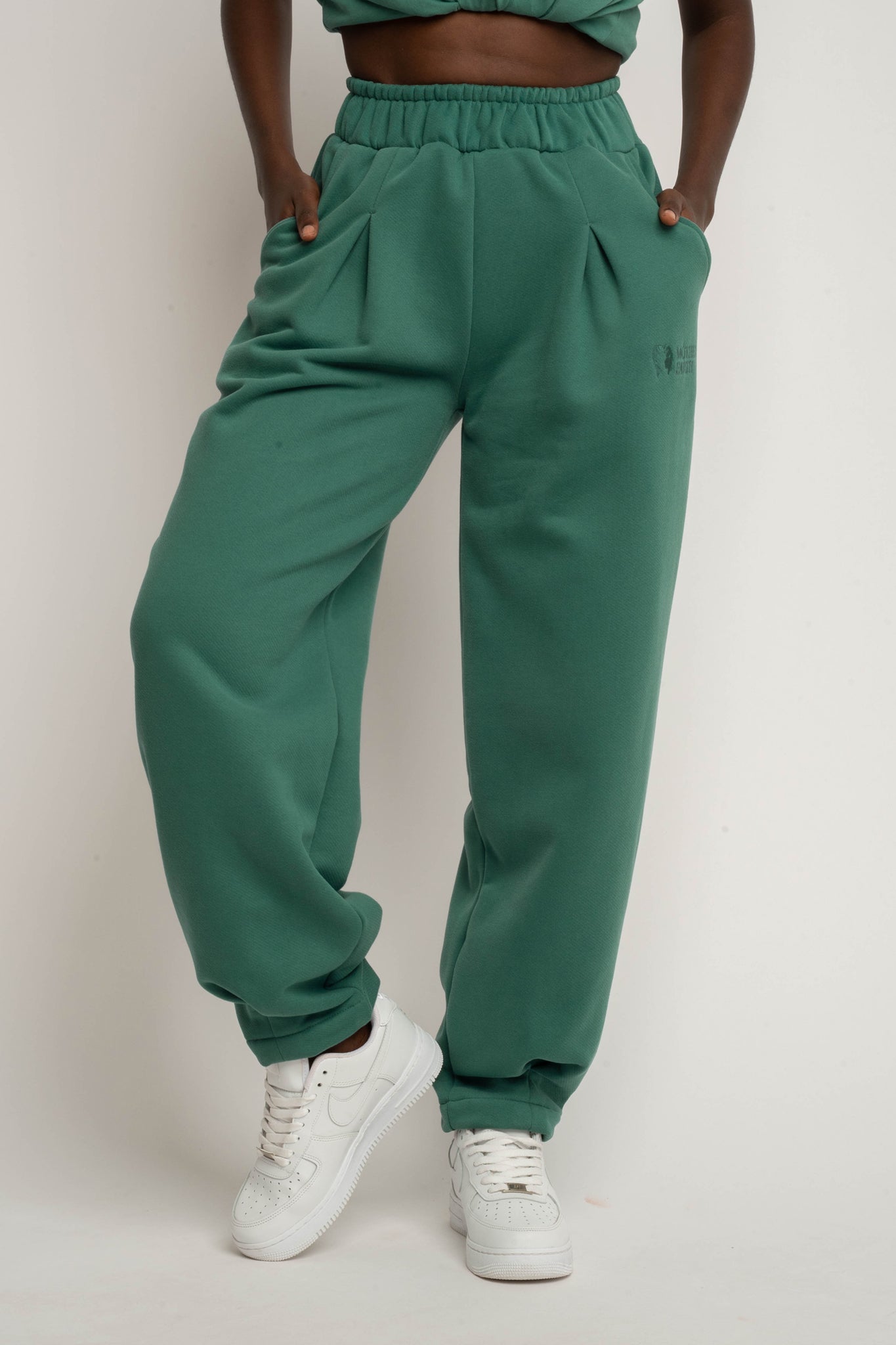 GREEN SWEATPANTS - TIBET