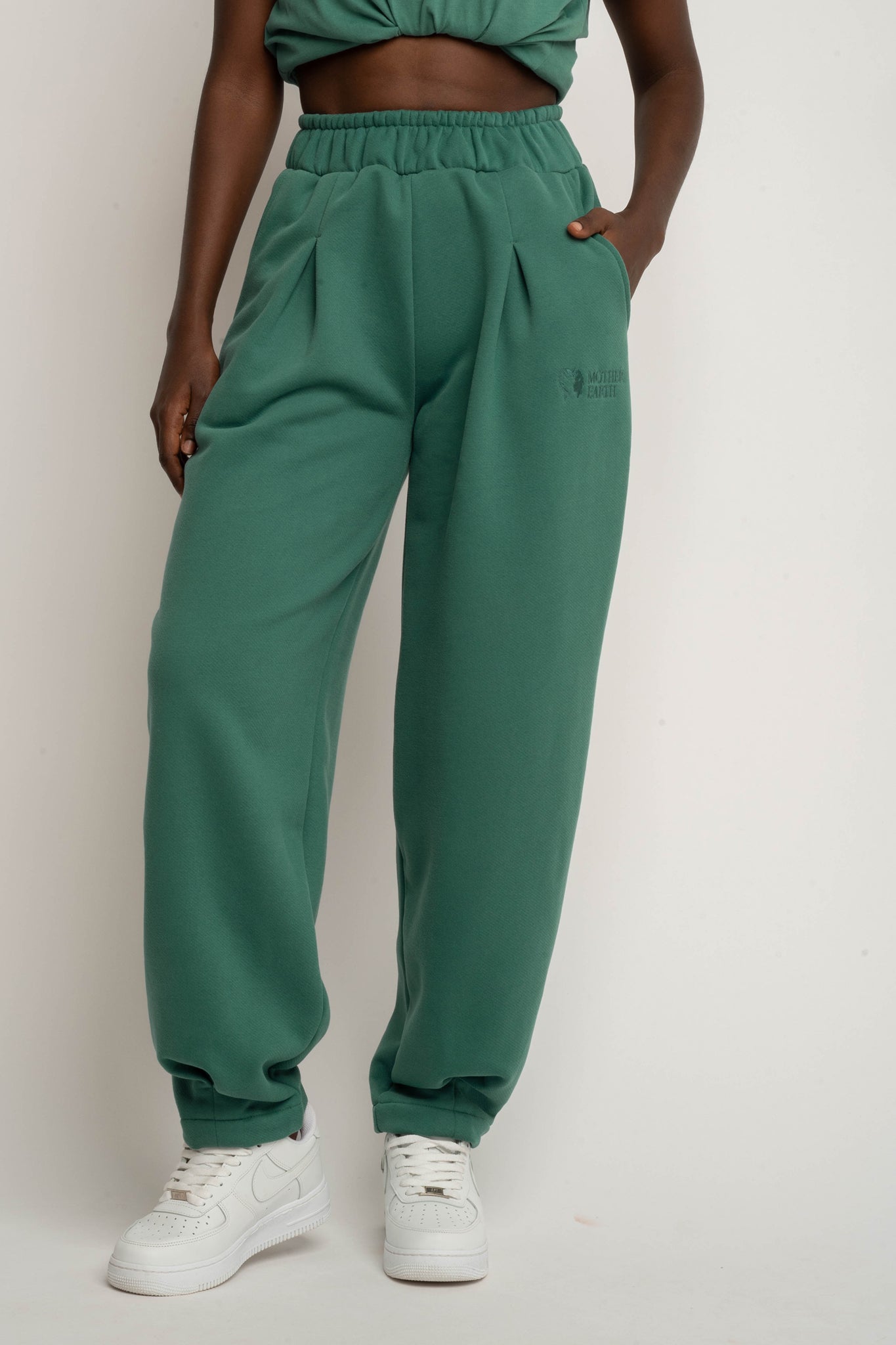 GREEN SWEATPANTS - TIBET