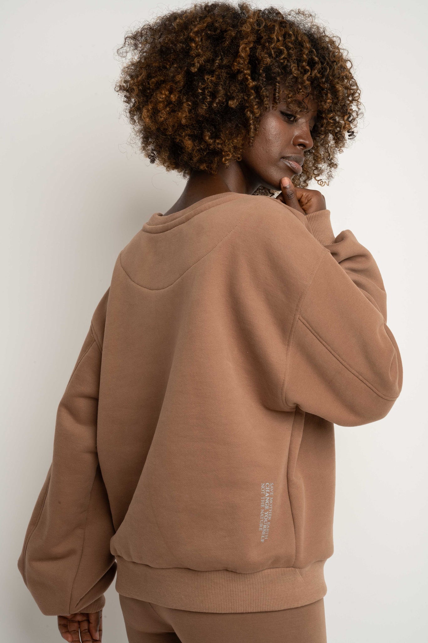 BROWN CREWNECK SWEATSHIRT - COMINO