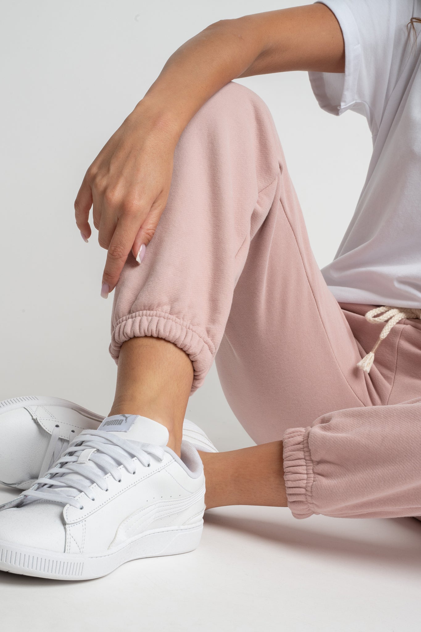 SPODNIE DRESOWE REGULAR FIT JASNORÓŻOWE - MILOS
