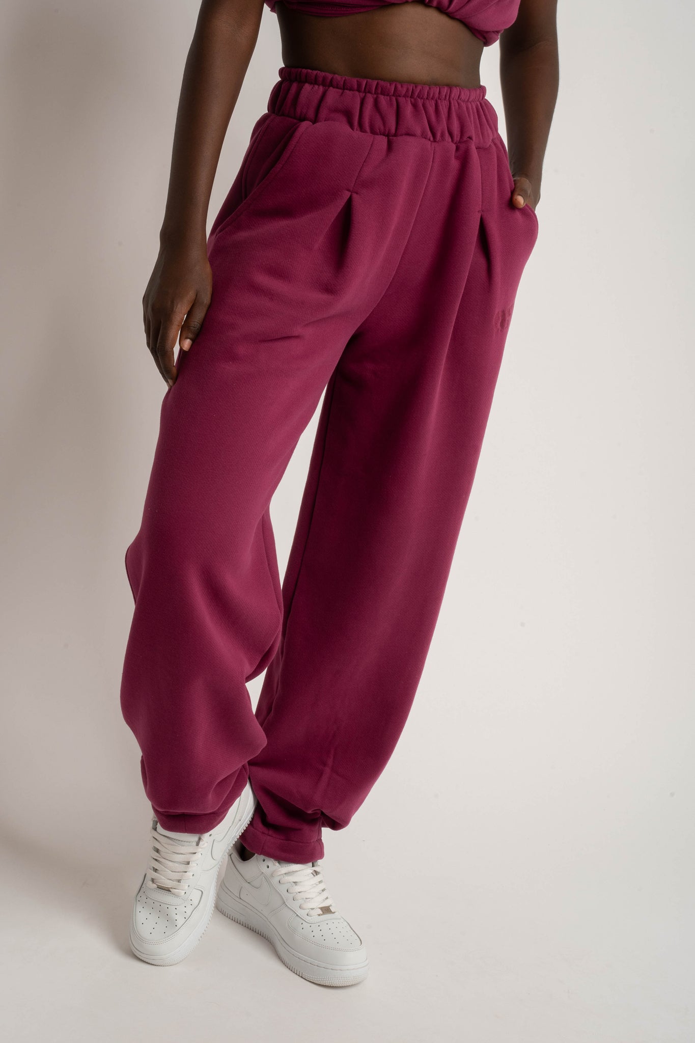 BURGUNDY SWEATPANTS - TIBET