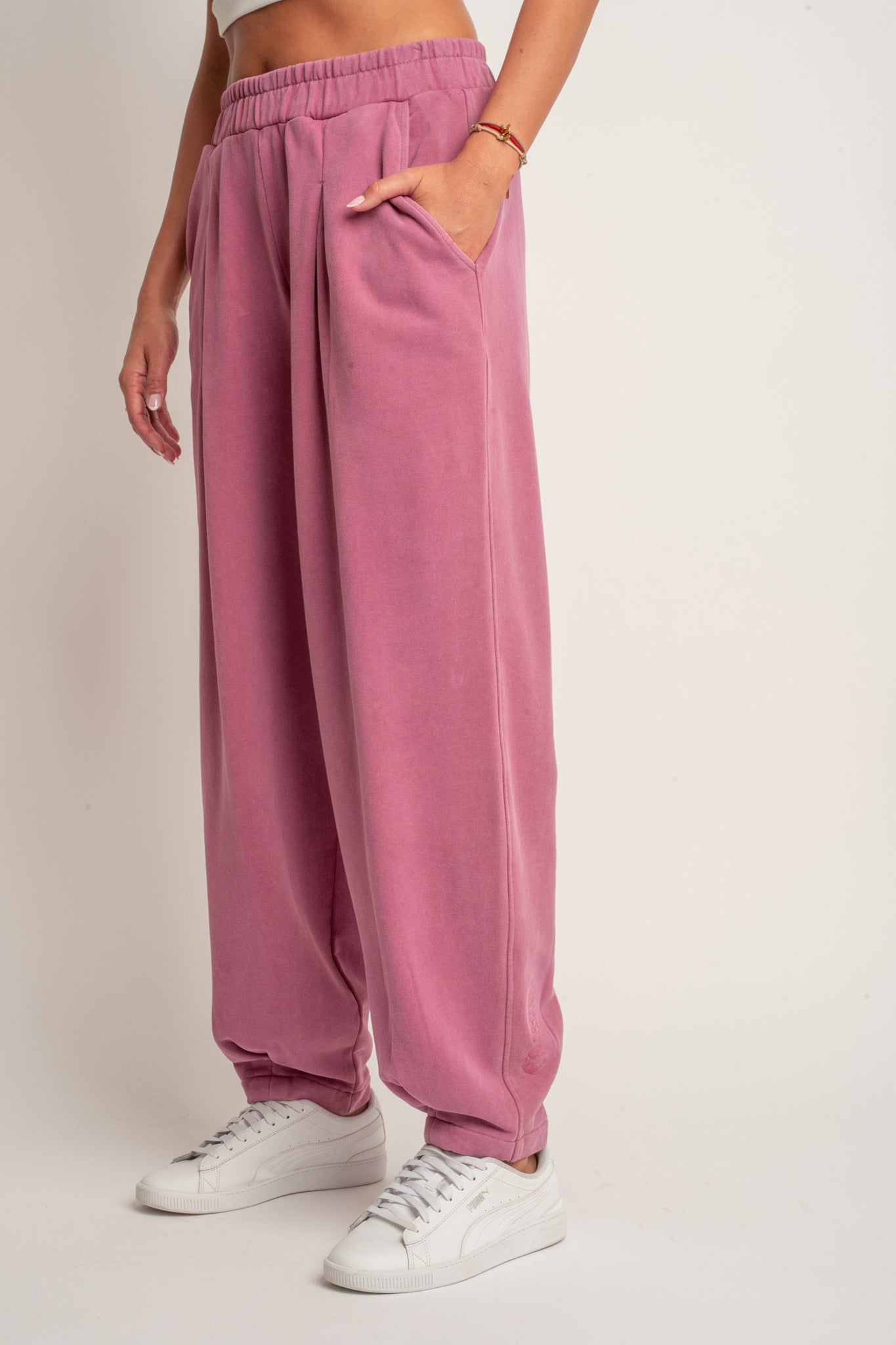 SPODNIE DRESOWE O KROJU BALLOON FIT Z EFEKTEM WASHED RÓŻOWE - RIBE TALL