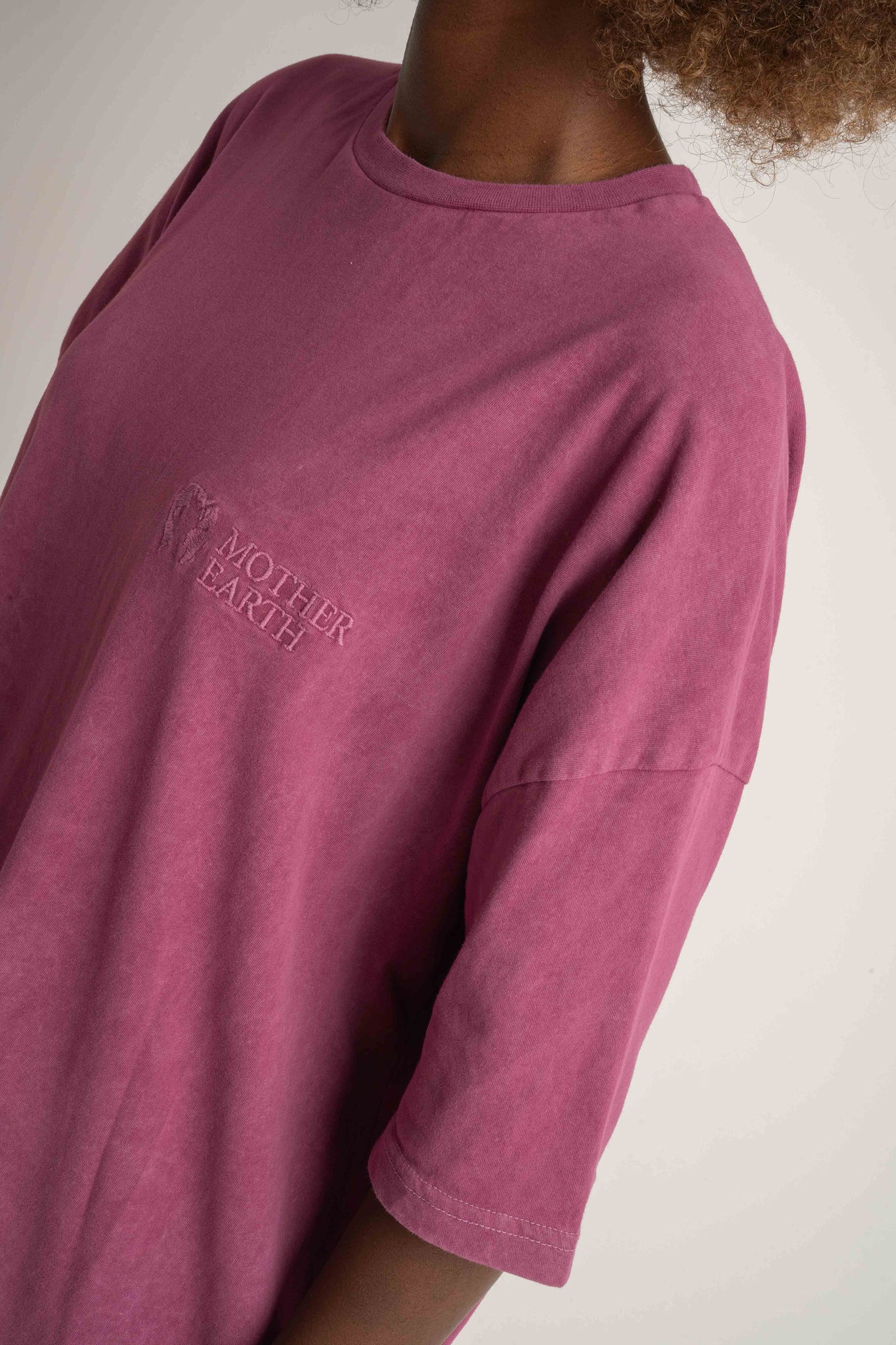 T-SHIRT OVERSIZE Z EFEKTEM WASHED BURGUNDOWY - COMO