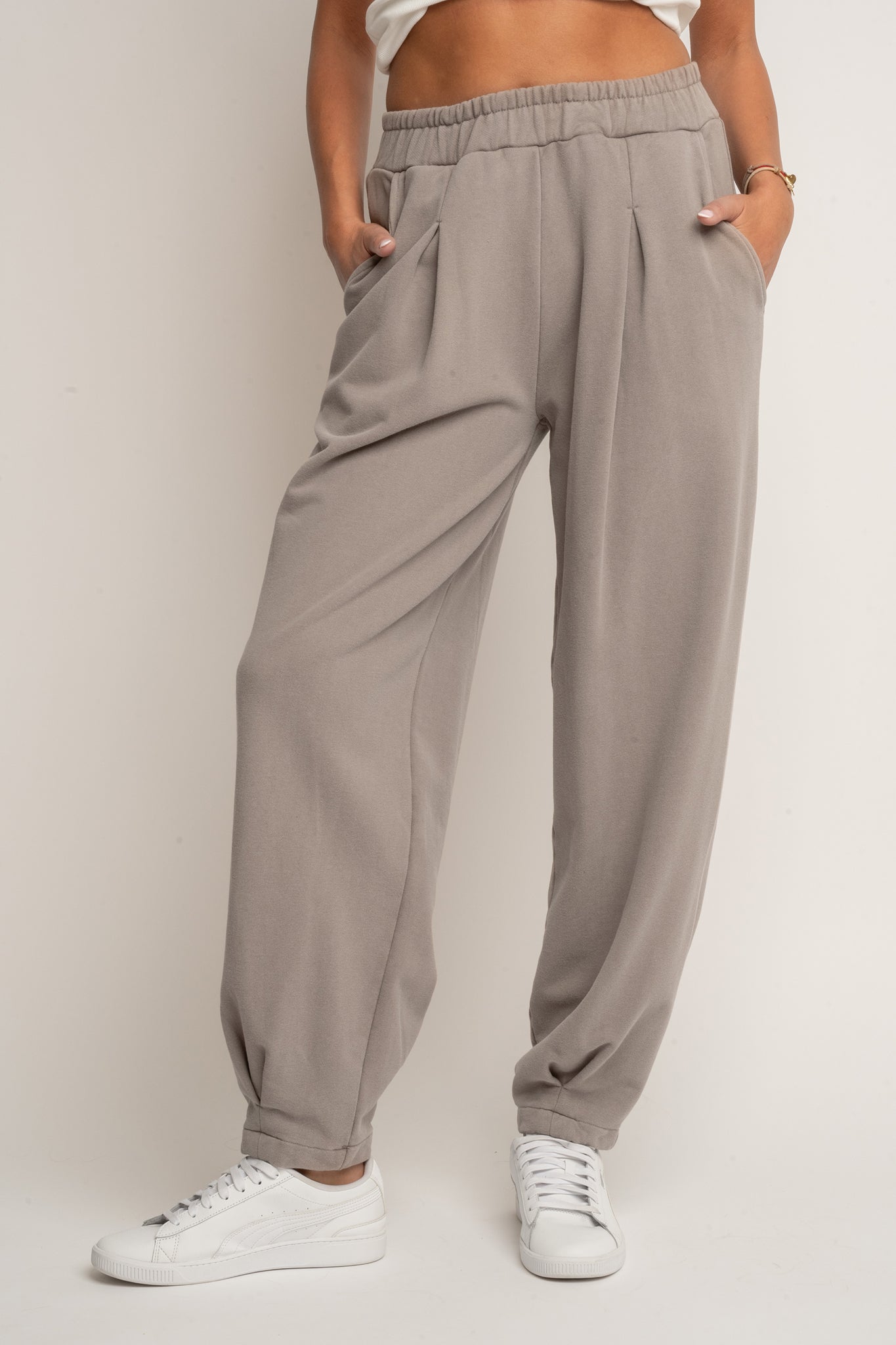 BALLOON FIT SWEATPANTS WITH WASHED MOCCA EFFECT - RIBE TALL