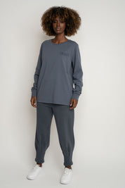 LONGSLEEVE OVERSIZE Z DELIKATNYM EFEKTEM SPRANIA SZARA - GILI