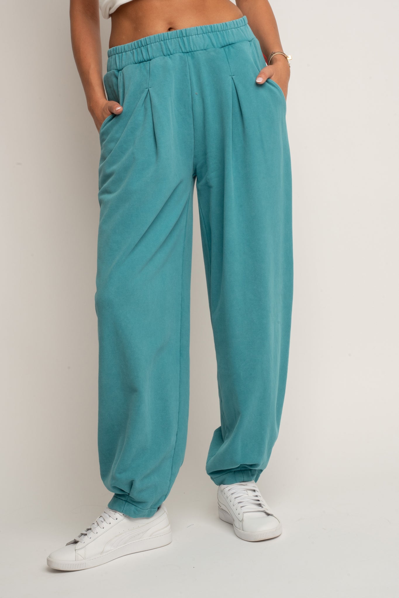SPODNIE DRESOWE O KROJU BALLOON FIT Z EFEKTEM WASHED TURKUSOWE - RIBE TALL