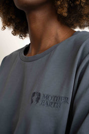 LONGSLEEVE OVERSIZE Z DELIKATNYM EFEKTEM SPRANIA SZARA - GILI