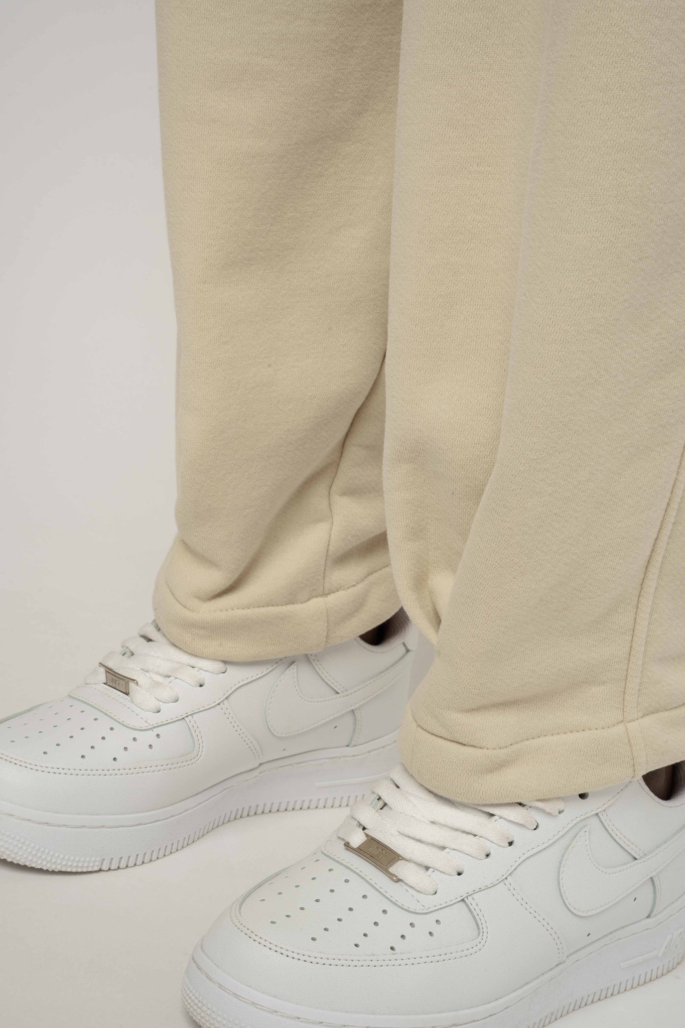 LIGHT BEIGE SWEATPANTS - TYBET