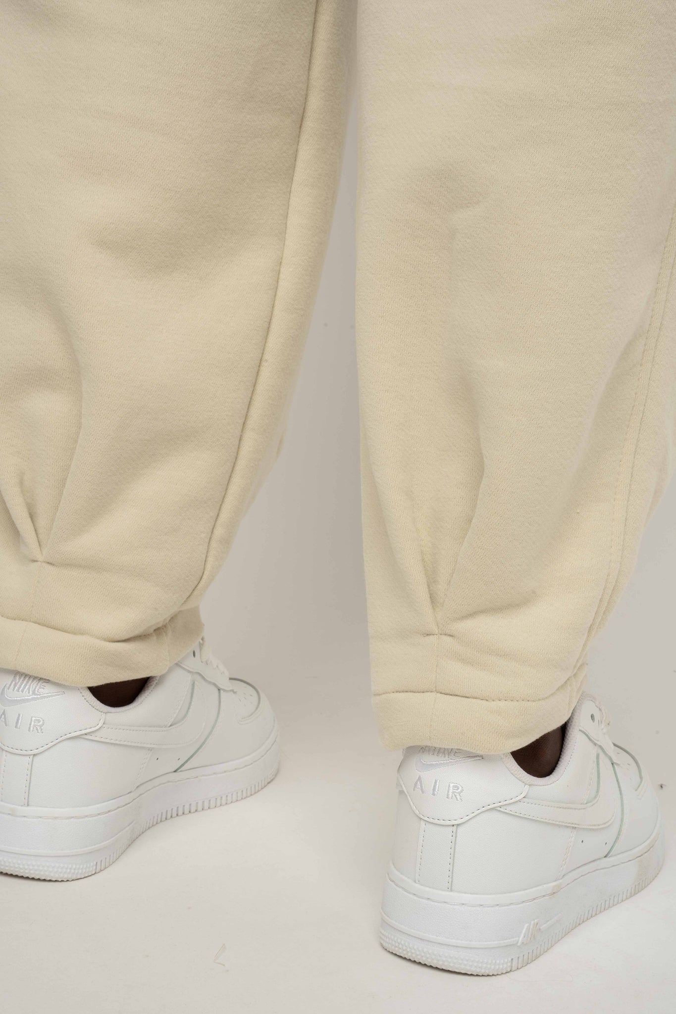 LIGHT BEIGE SWEATPANTS - TYBET