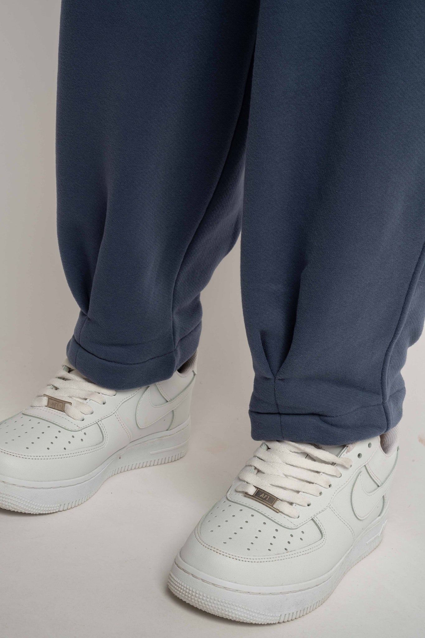 LIGHT BEIGE SWEATPANTS - TYBET