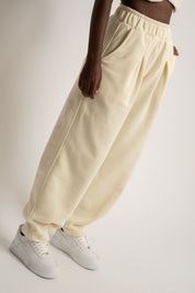 CREAM SWEATPANTS - TIBET