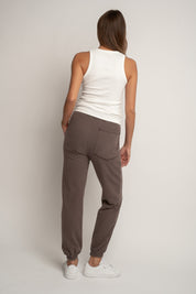 SPODNIE DRESOWE REGULAR FIT Z EFEKTEM WASHED CIEMNOBRĄZOWE - LAHTI
