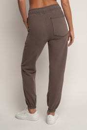 SPODNIE DRESOWE REGULAR FIT Z EFEKTEM WASHED CIEMNOBRĄZOWE - LAHTI