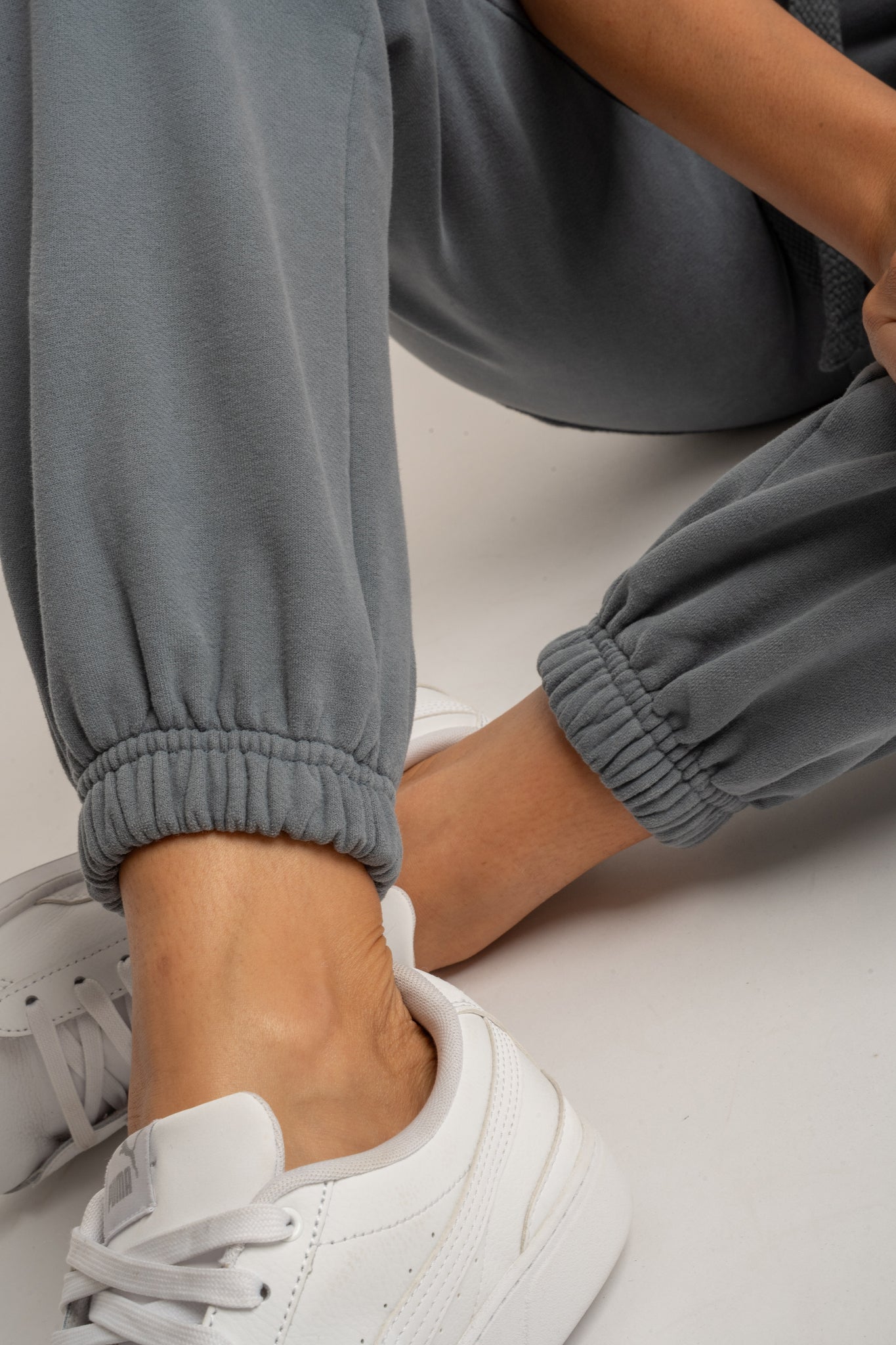 ANTHRACITE WASHED SWEATPANTS - LAHTI