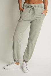 SPODNIE DRESOWE REGULAR FIT Z EFEKTEM WASHED OLIWKOWE - LAHTI