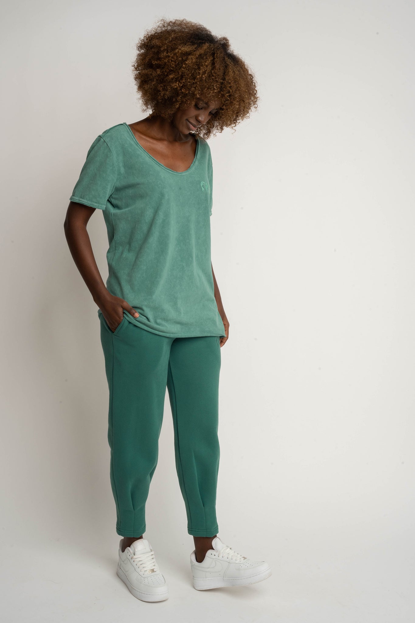 T-SHIRT Z EFEKTEM WASHED ZIELONY - SEINE