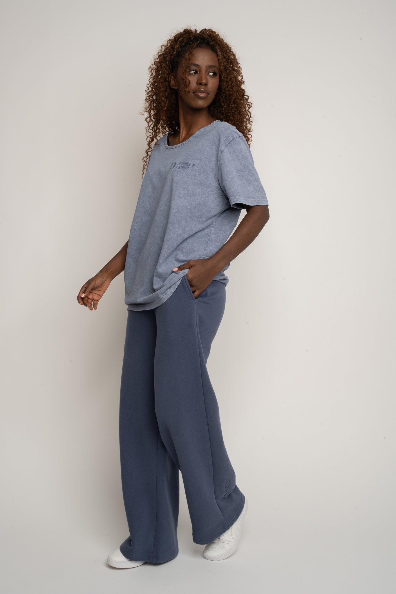 NAVY WASHED EFFECT T-SHIRT - HARLEM