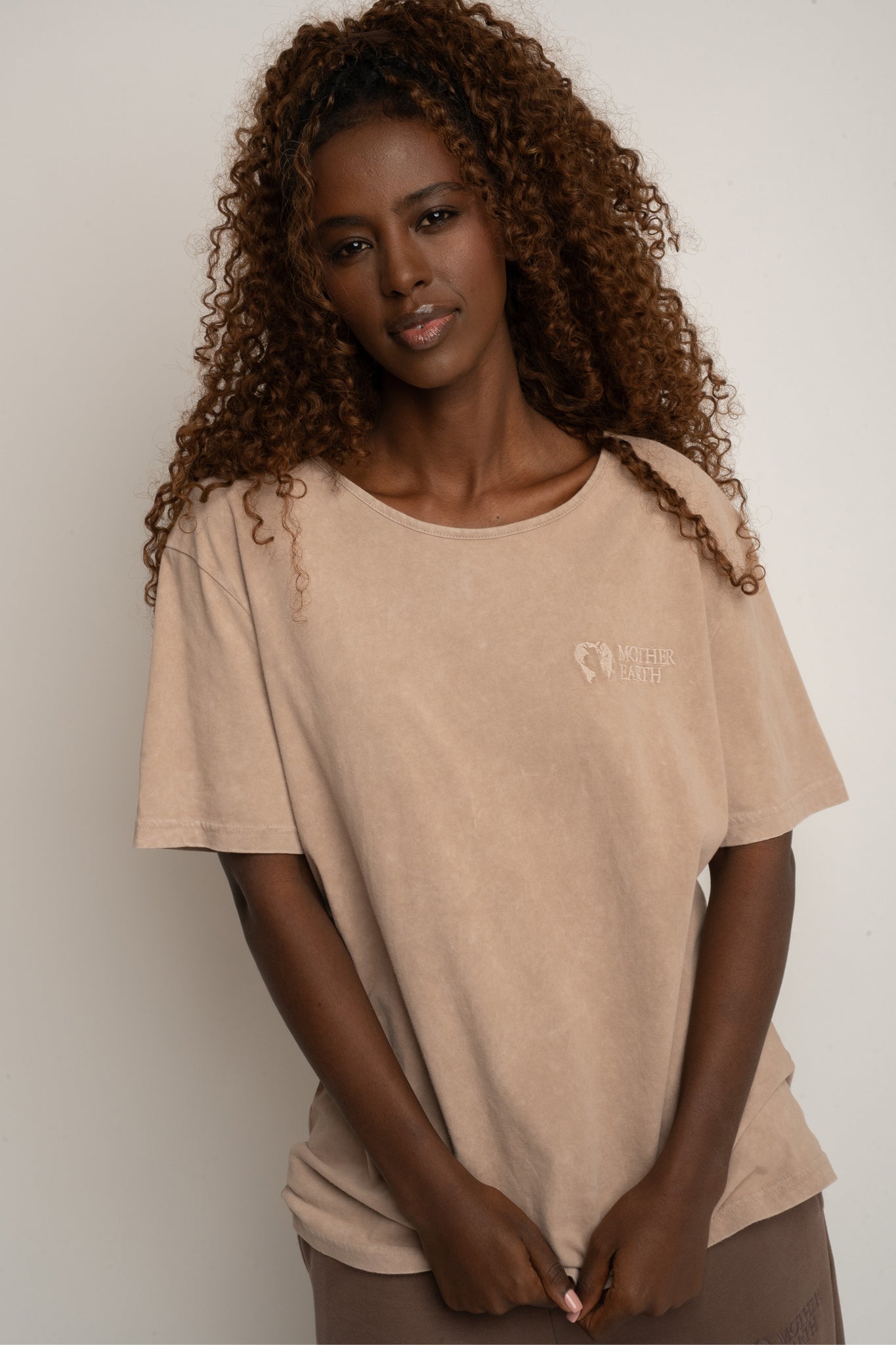BEIGE WASHED T-SHIRT - HARLEM
