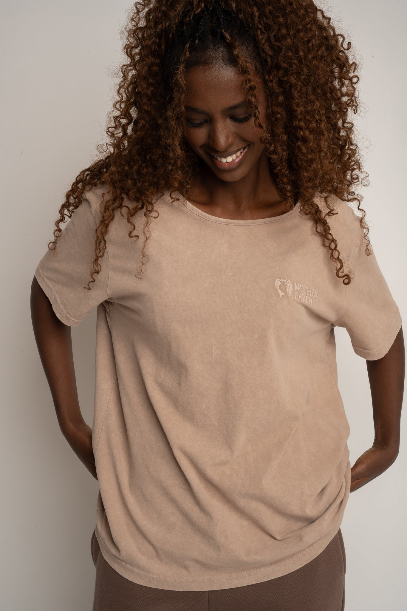 BEIGE WASHED T-SHIRT - HARLEM