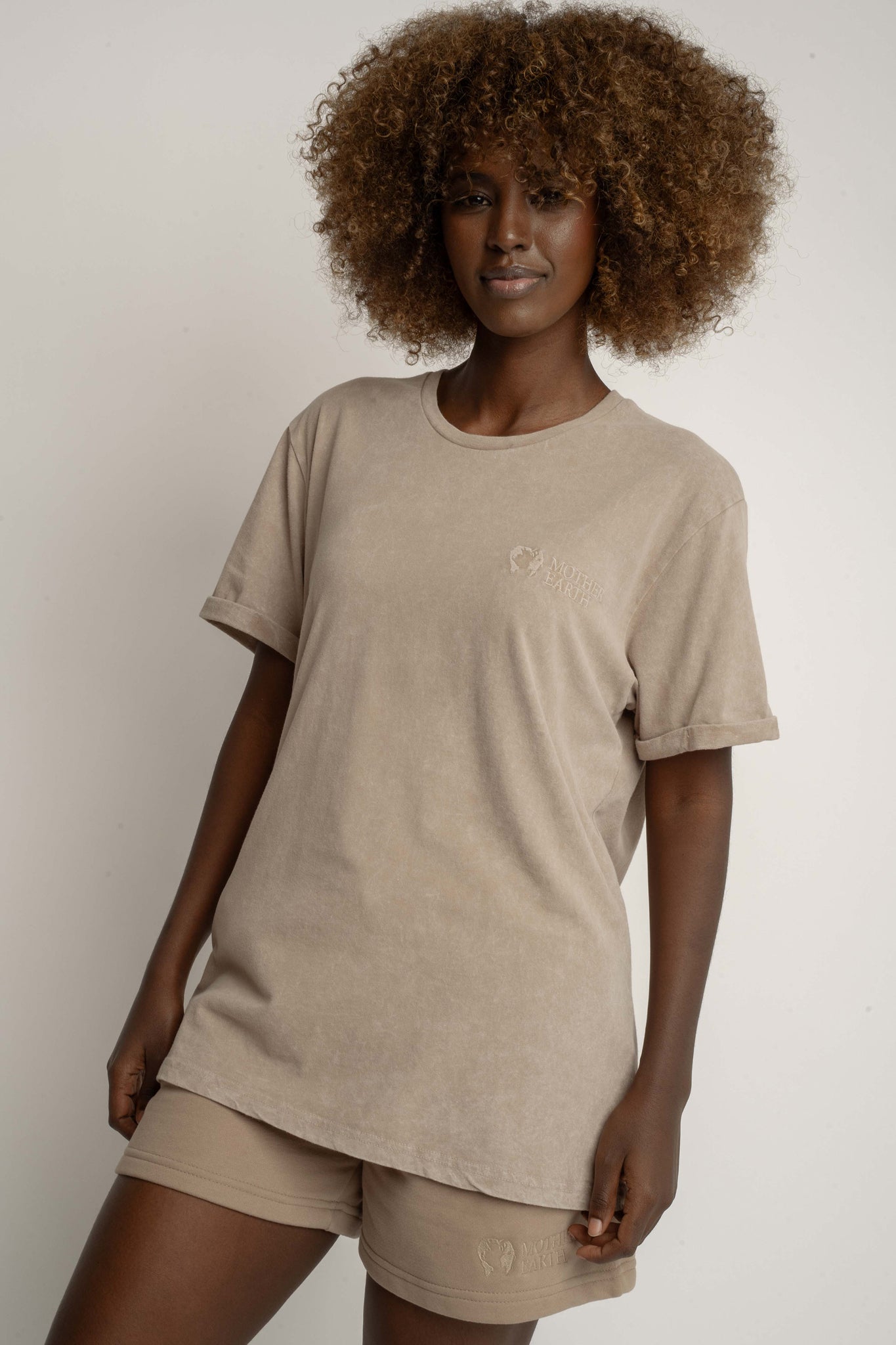 T-SHIRT Z EFEKTEM WASHED BEŻOWY - MOJAVE