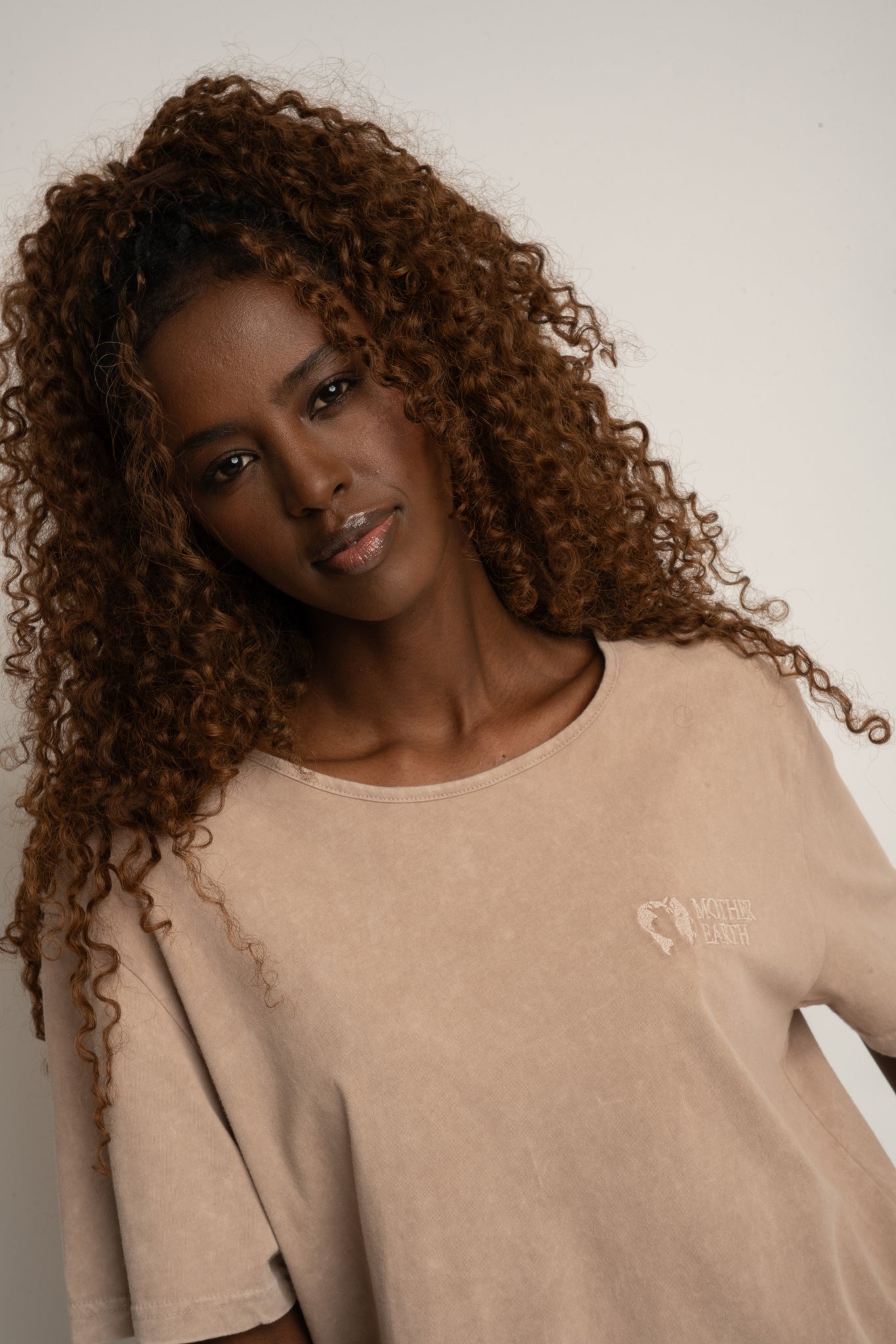 BEIGE WASHED T-SHIRT - HARLEM