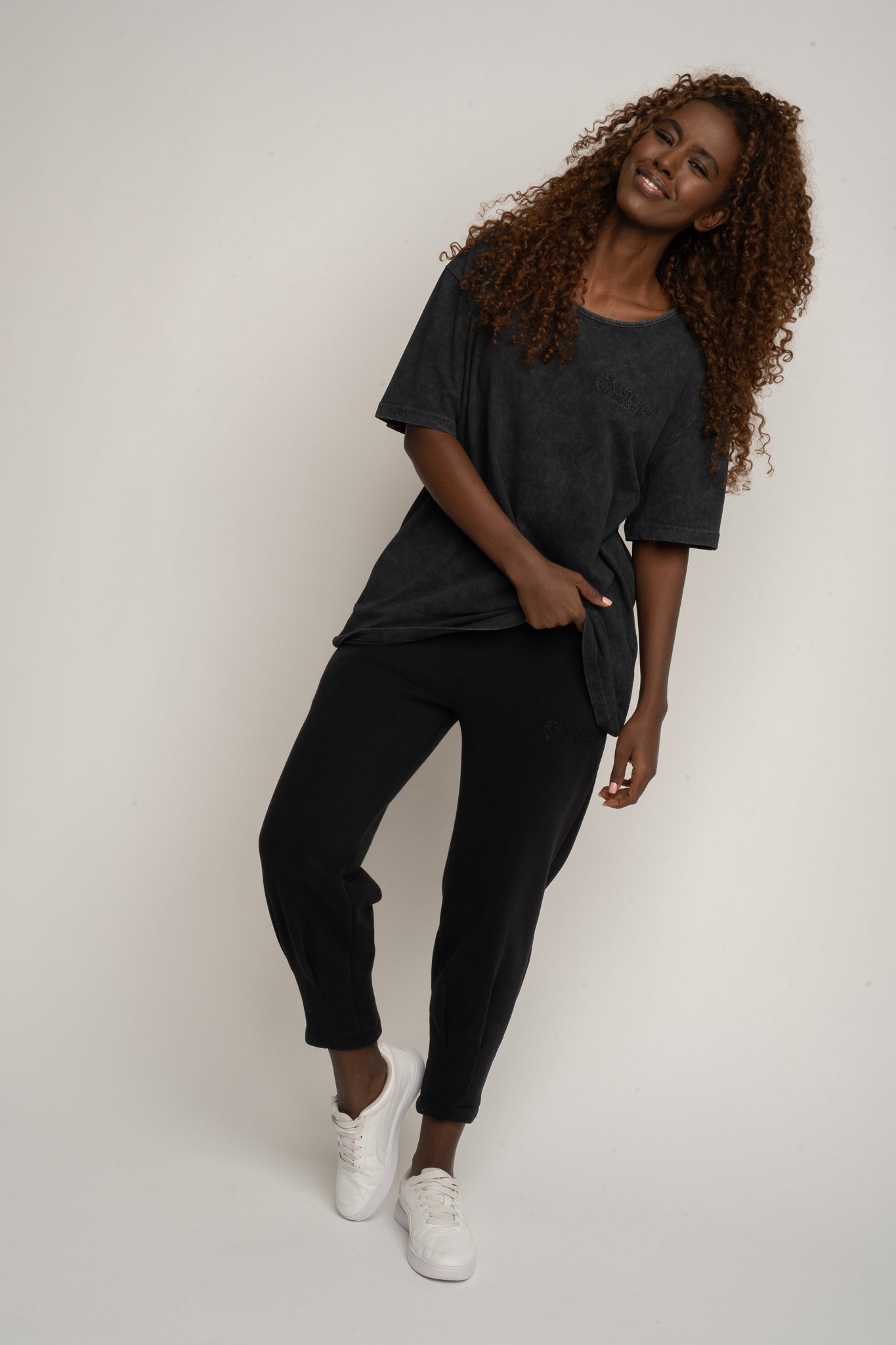 WASHED EFFECT T-SHIRT BLACK - HARLEM