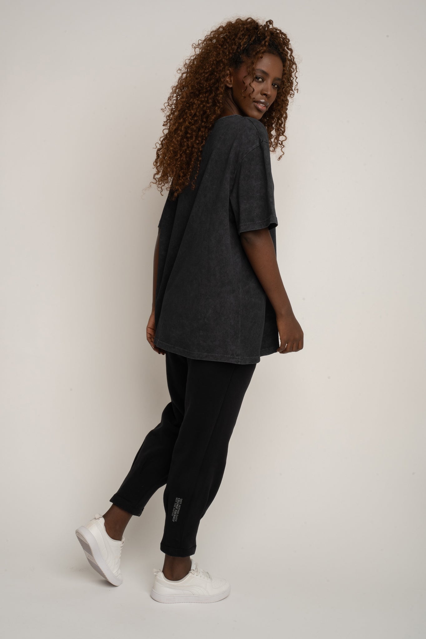 WASHED EFFECT T-SHIRT BLACK - HARLEM