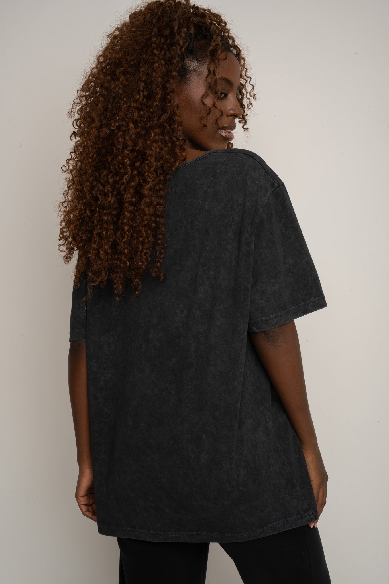 WASHED EFFECT T-SHIRT BLACK - HARLEM