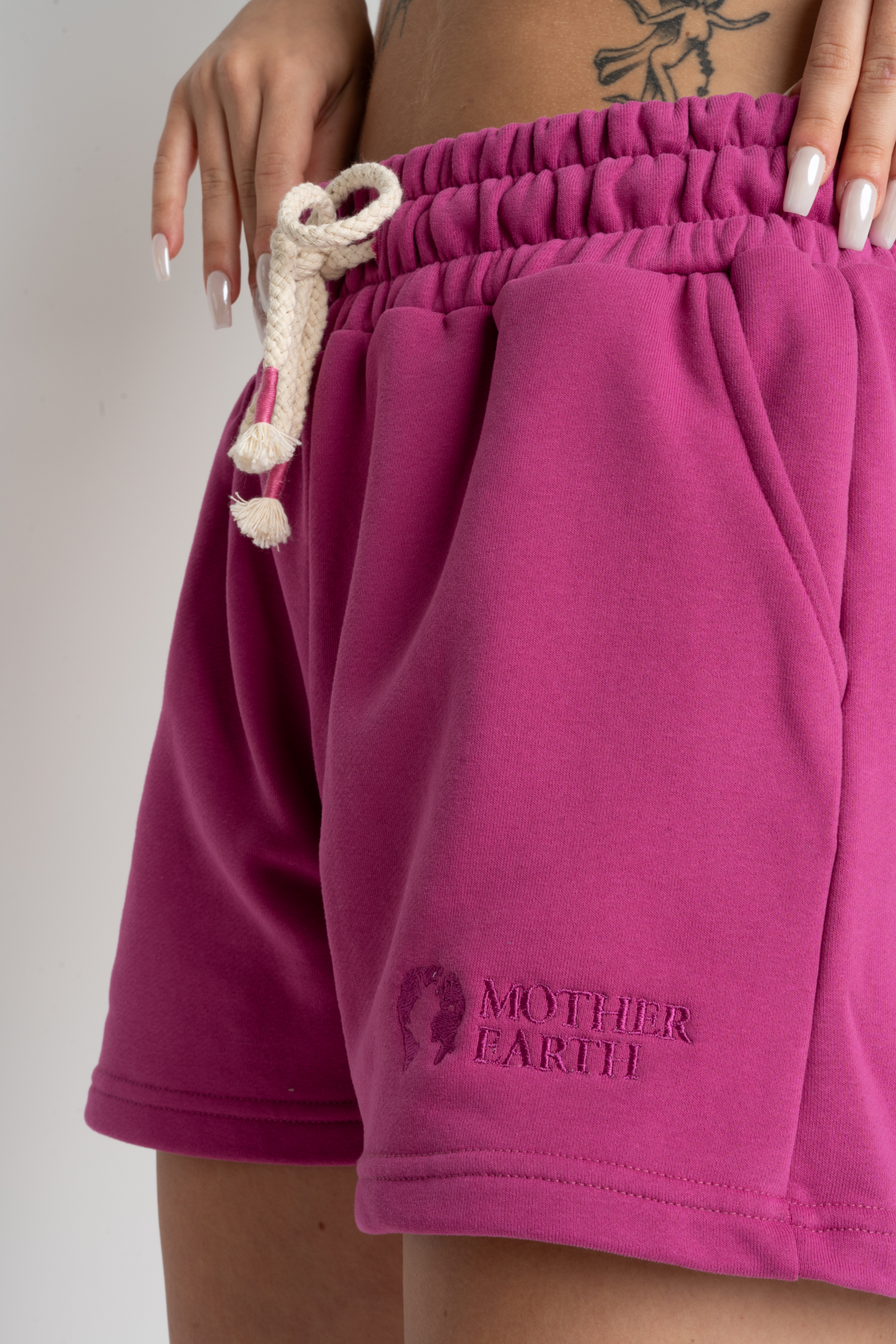 PINK TRACKSUIT SHORTS - LA GOMERA