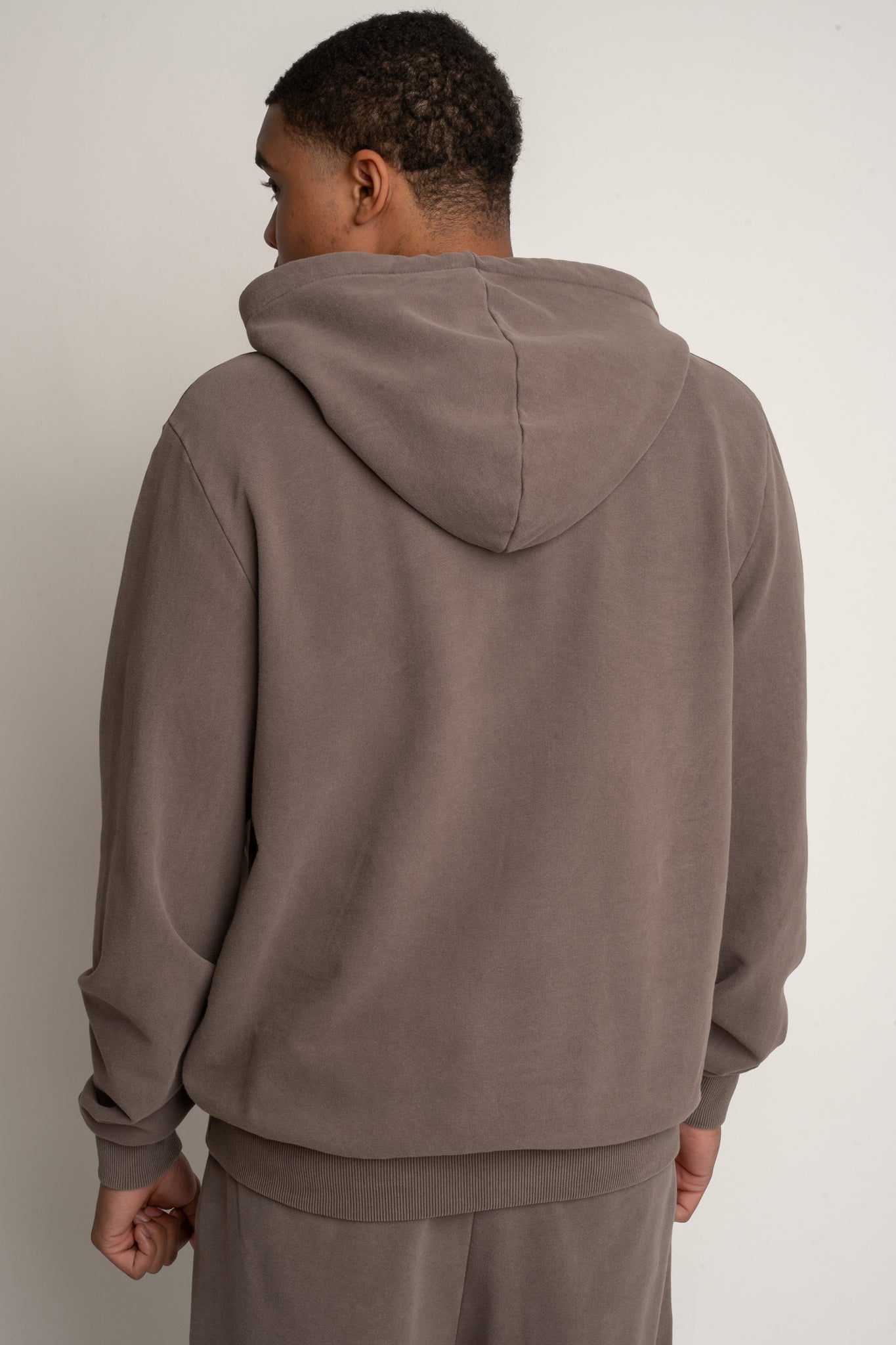 MEN'S HOODIE WITH WASHED EFFECT BROWN - AARHUS