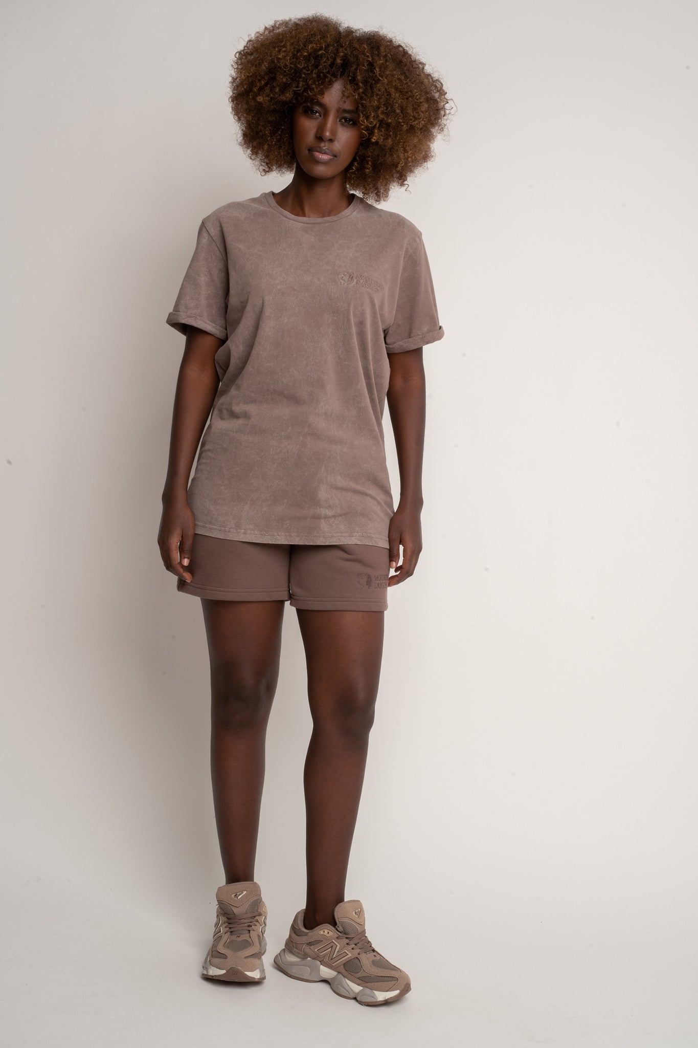T-SHIRT Z EFEKTEM WASHED BRĄZOWY - MOJAVE