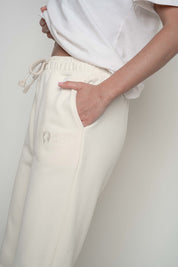 SPODNIE DRESOWE TYPU JOGGER 2nd DROP ECRU- BEGERA