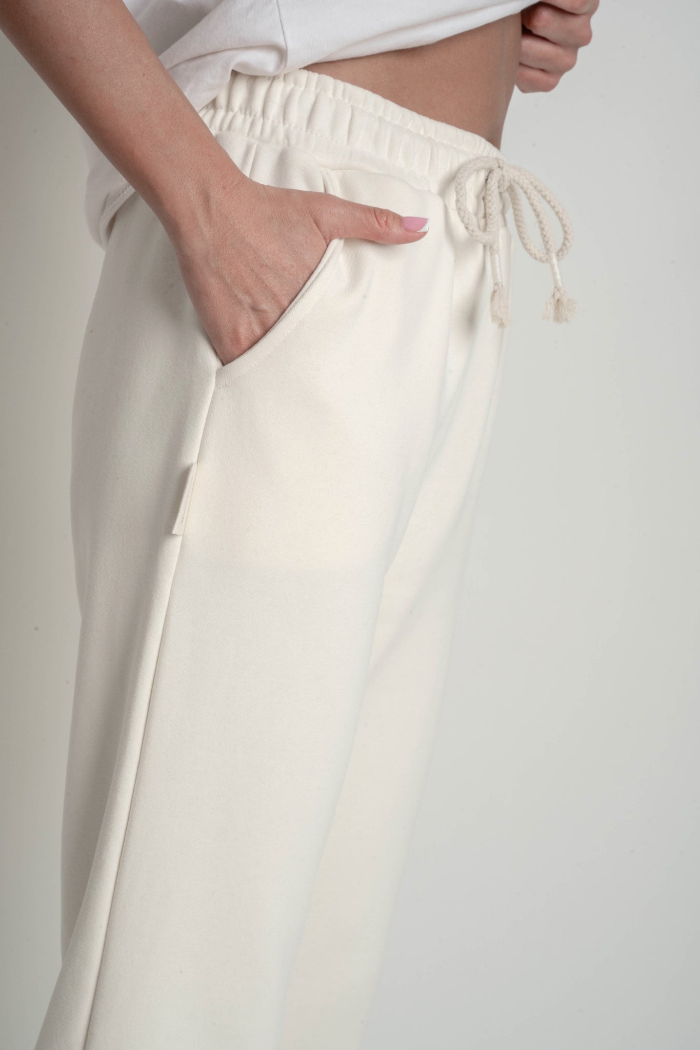 SPODNIE DRESOWE TYPU JOGGER 2nd DROP ECRU- BEGERA