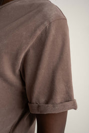 T-SHIRT Z EFEKTEM WASHED BRĄZOWY - MOJAVE