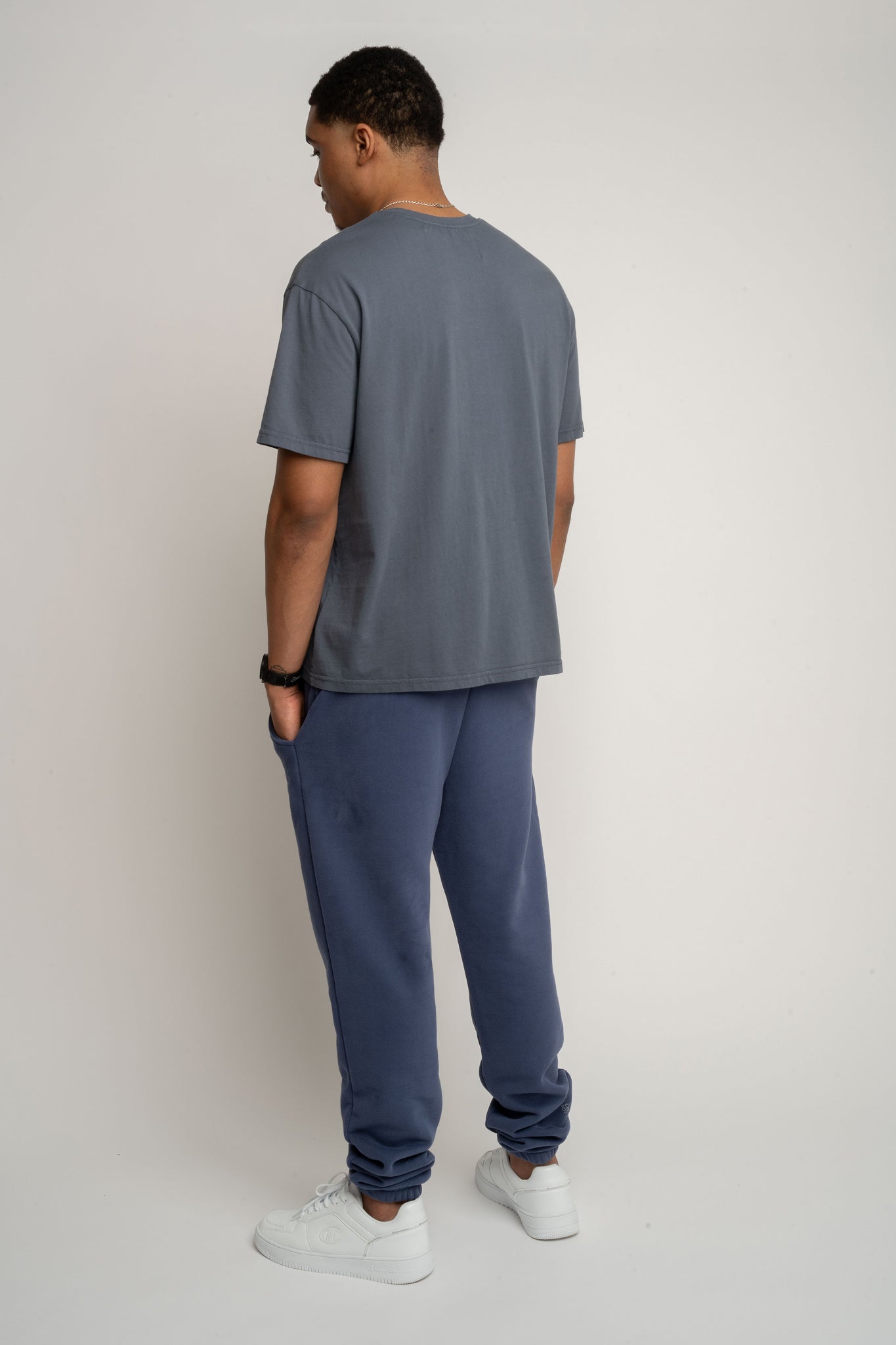 OVERSIZED T-SHIRT WITH A DELICATE WASHED GRAY EFFECT - MOROTAI