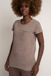 T-SHIRT Z EFEKTEM WASHED BRĄZOWY - YUKON