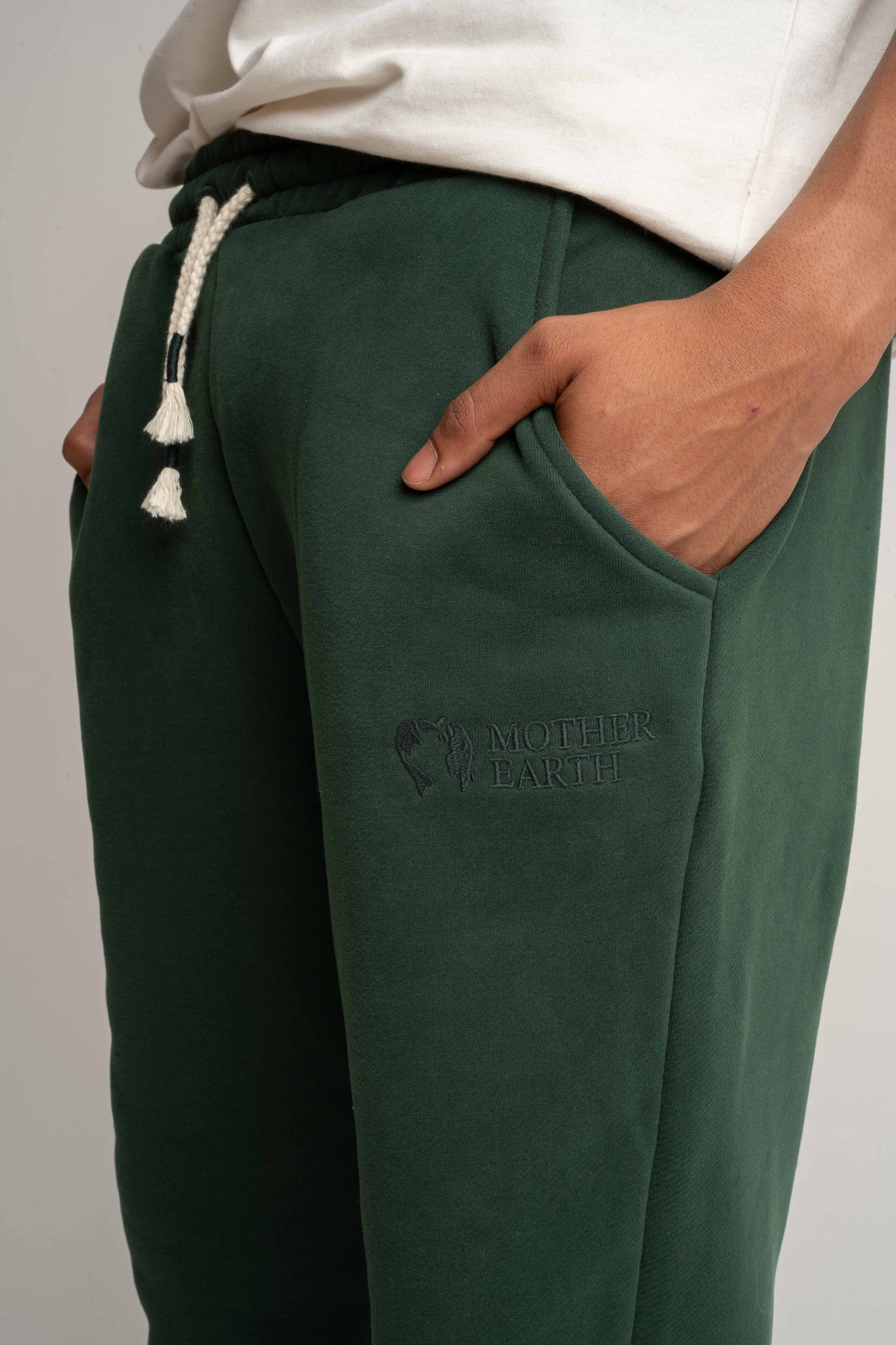 MEN'S DARK GREEN SWEATPANTS - CORADO