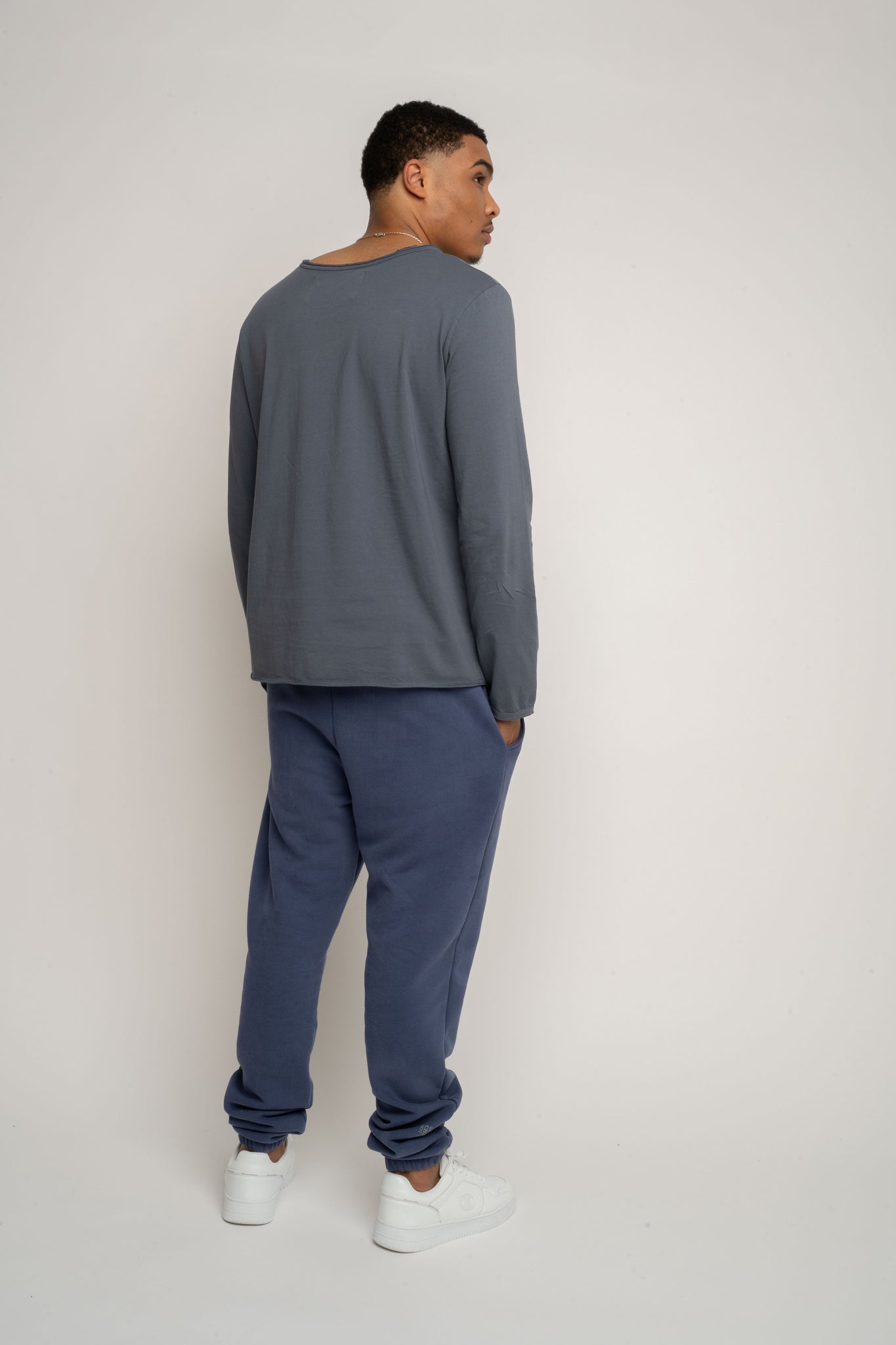OVERSIZED T-SHIRT WITH A DELICATE WASHED GRAY EFFECT - TOBALAI