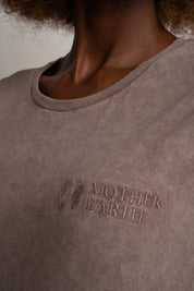 T-SHIRT Z EFEKTEM WASHED BRĄZOWY - YUKON