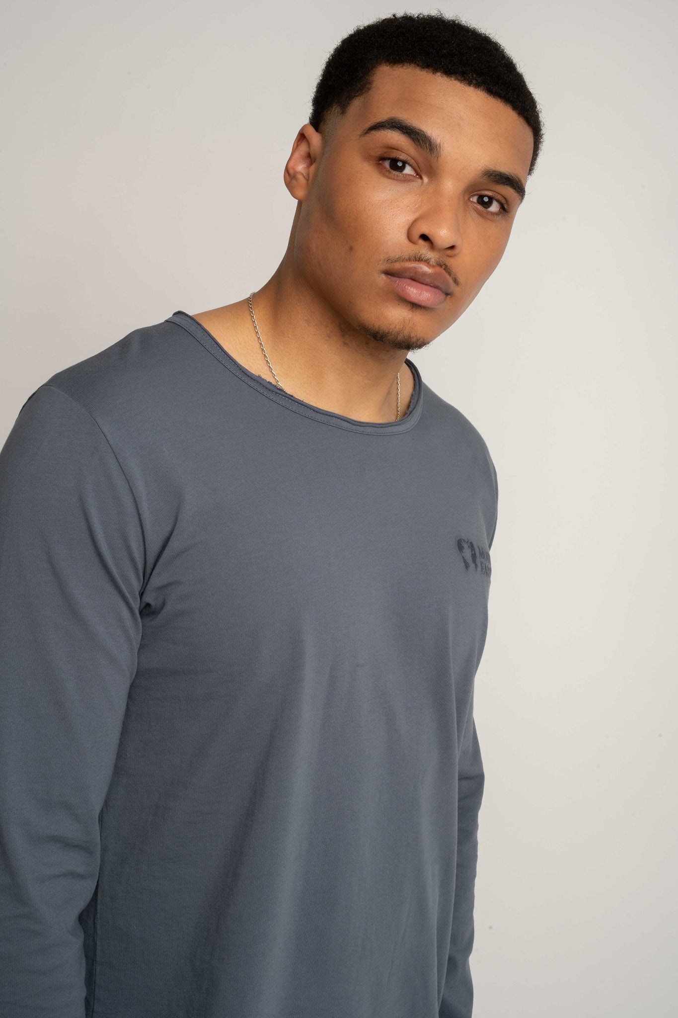 OVERSIZED T-SHIRT WITH A DELICATE WASHED GRAY EFFECT - TOBALAI