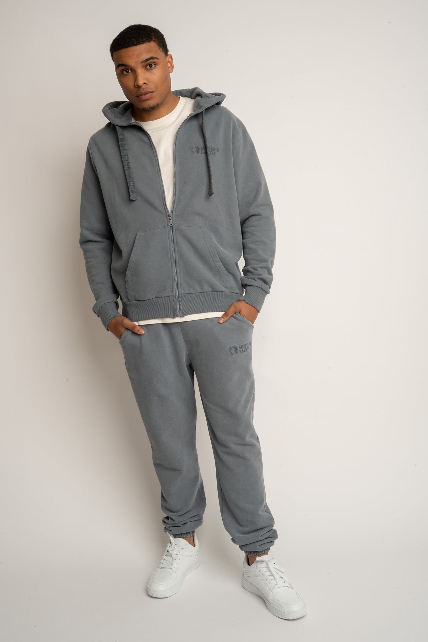 MĘSKA ROZPINANA BLUZA Z KAPTUREM Z EFEKTEM WASHED ANTRACYTOWA - STOCKHOLM