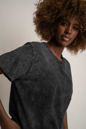 T-SHIRT Z EFEKTEM WASHED CZARNY - MOJAVE