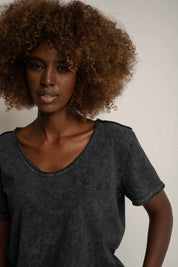 T-SHIRT Z EFEKTEM WASHED CZARNY - SEINE