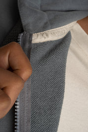 MĘSKA ROZPINANA BLUZA Z KAPTUREM Z EFEKTEM WASHED ANTRACYTOWA - STOCKHOLM