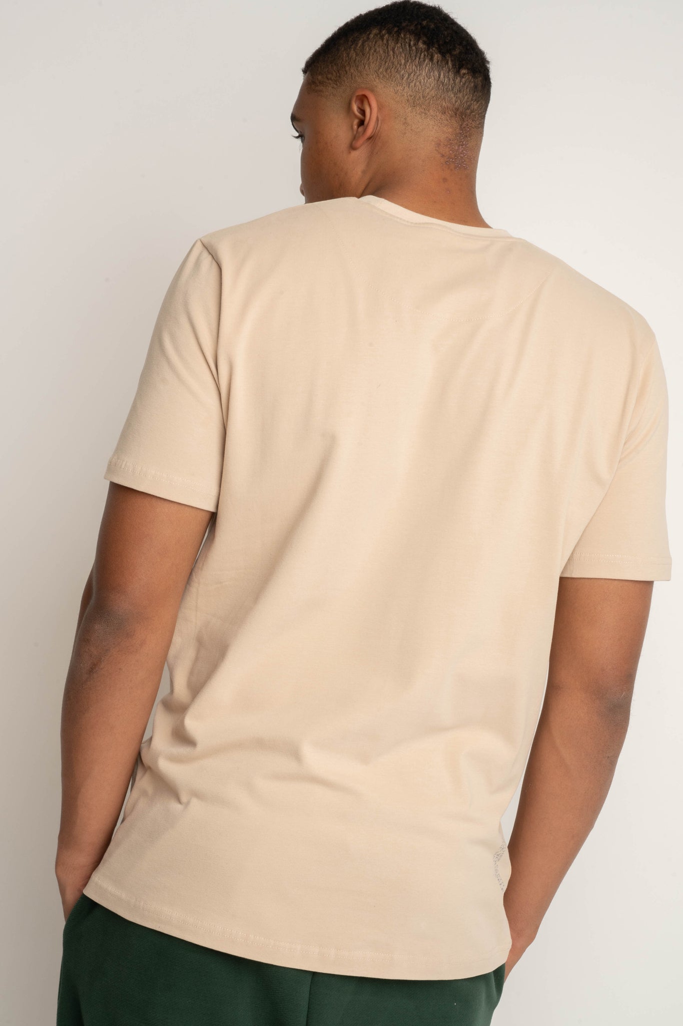 MEN'S BEIGE T-SHIRT - EVEREST