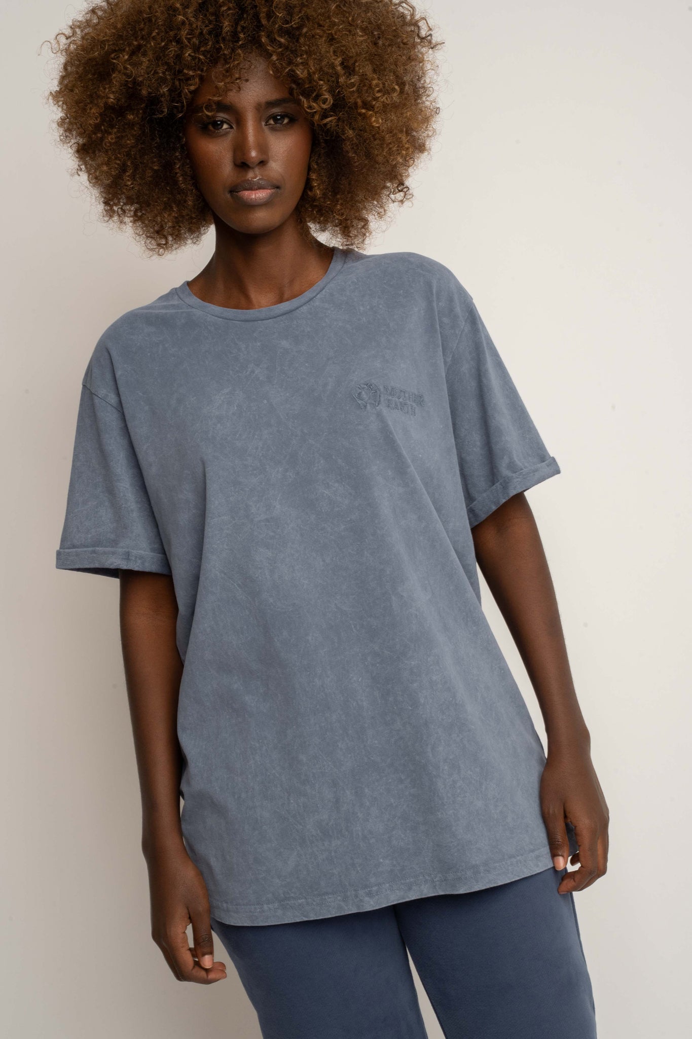 T-SHIRT Z EFEKTEM WASHED GRANATOWY - MOJAVE